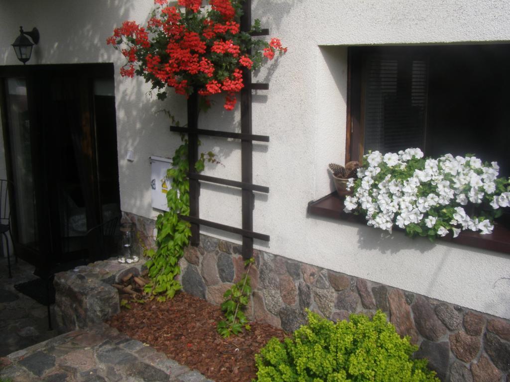 Pod Lasem Apartment Charzykowy
